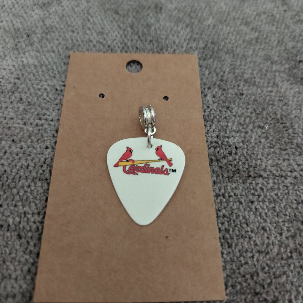 Women's ST. LOUIS CARDINALS GUITAR PICK NECKLACE